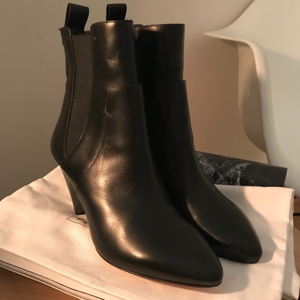 LANDON CHELSEA BOOT VERONICA BEARD